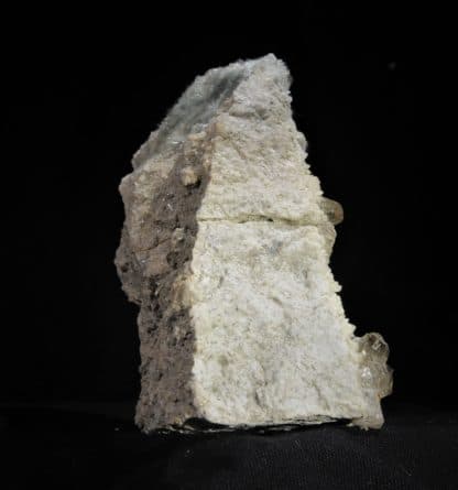 Quartz fumé et Byssolite, Aiguille Verte, Massif du Mont-Blanc, Chamonix, France.