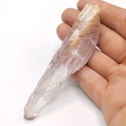 Kunzite (Spodumène), Urucum, Minas Gerais, Brésil.