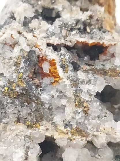 Tétraédrite, Quartz, Dolomite, mine de la Rabasse, Hérault.