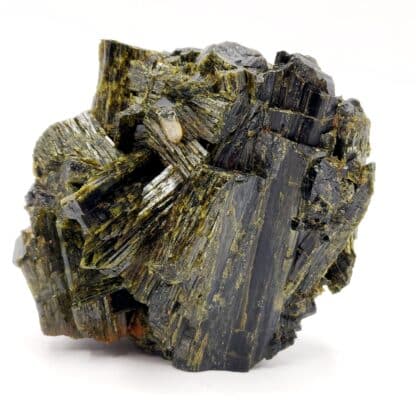 Cristaux d'Epidote provenant de Madagascar.