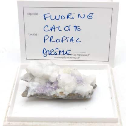 Fluorine violette sur Calcite, Propiac, Drôme.