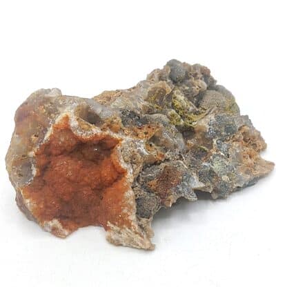 Pyromorphite, Quartz, Calcédoine, Mine de La Place, Alligny-en-Morvan, Nièvre.