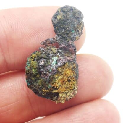 Cuivre natif, Cuprite, mine de la Clue de Roua, Daluis, Alpes-Maritimes.